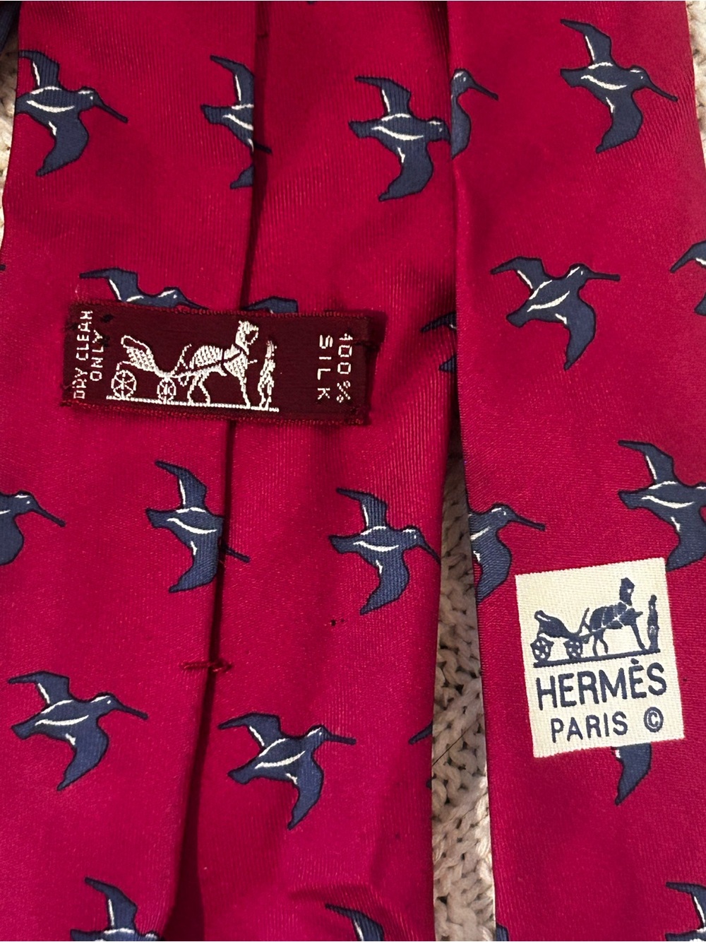 Hermés 100% Silk Pelican Tie